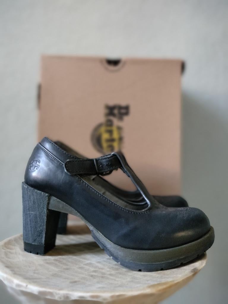 Zeldzame Vintage skull dr Martens Mary Jane high heels mt 38, Kleding | Dames, Schoenen, Ophalen, Pumps, Zwart, Dr. Martens