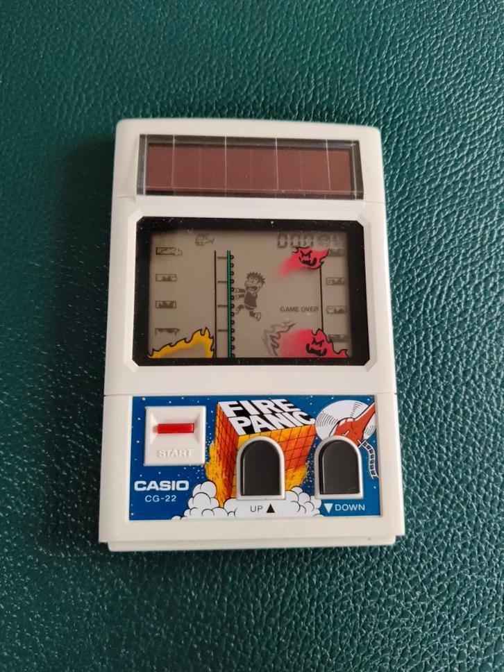 vintage handheld Casio Fire Panic CG-22 uit 1983 zgan, Computers en Software, Vintage Computers, Ophalen of Verzenden