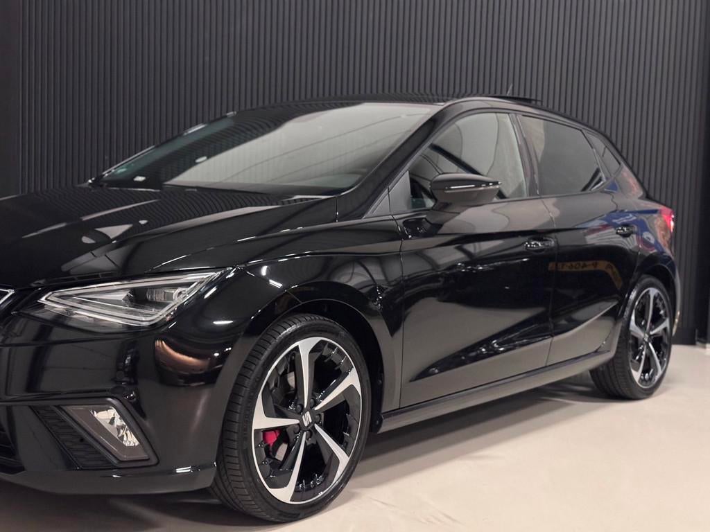 Seat Ibiza 1.5 TSI FR DSG | PANO | VIRTUAL |KEYLESS | 150 PK, Auto's, 1131 kg, Zwart, 4 cilinders, 150 pk