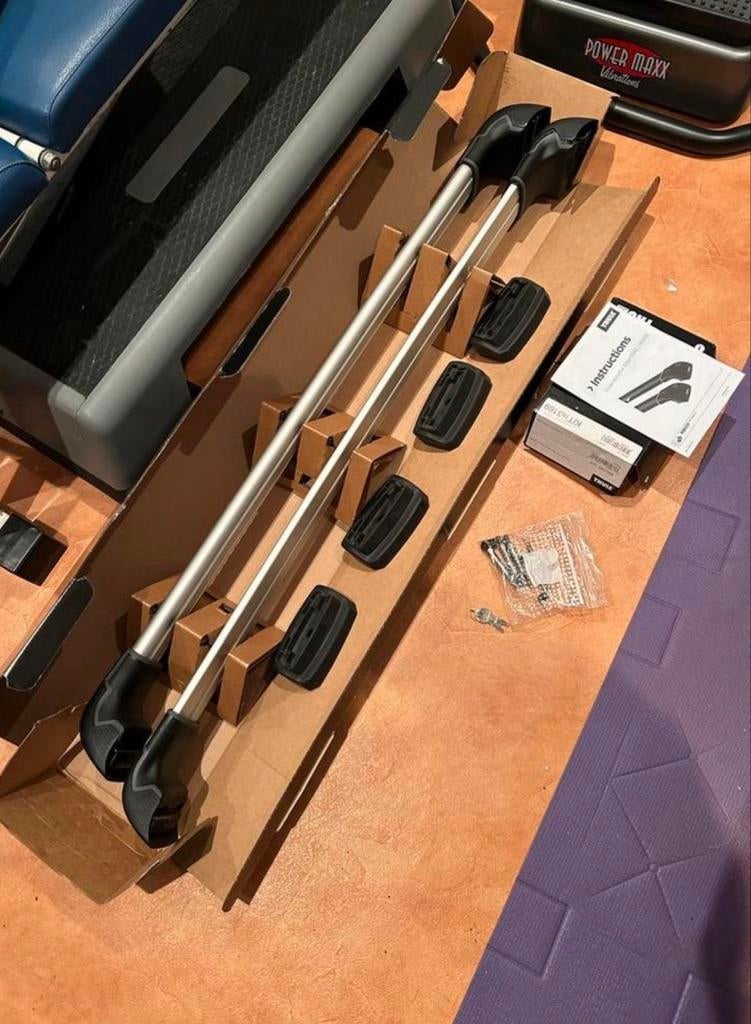 Thule WingBar Edge dakdragers BMW 5 serie Sedan (2017-2023), Auto diversen, Dakdragers, Ophalen, Zo goed als nieuw