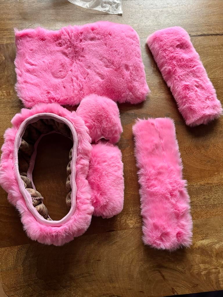 Roze Pluche Auto Accessoires Set - Pimp je Auto!, Auto diversen, Ophalen of Verzenden, Nieuw