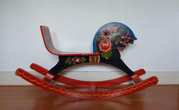Antiek vintage Russisch houten Hobbelpaard USSR hand painted, Antiek en Kunst, Antiek | Speelgoed, Ophalen