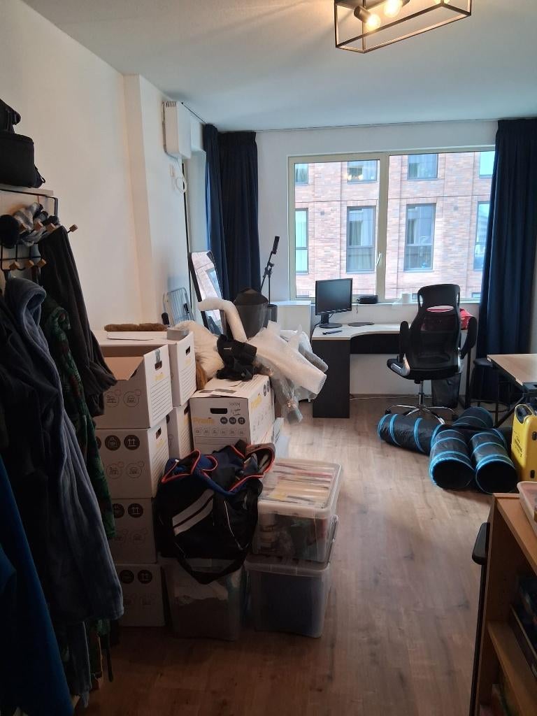 Laminaat vloer +/-  64 m2. Gratis ophalen. Zelf verwijderen, Ophalen, Gebruikt, 50 tot 150 cm, 10 m² of meer