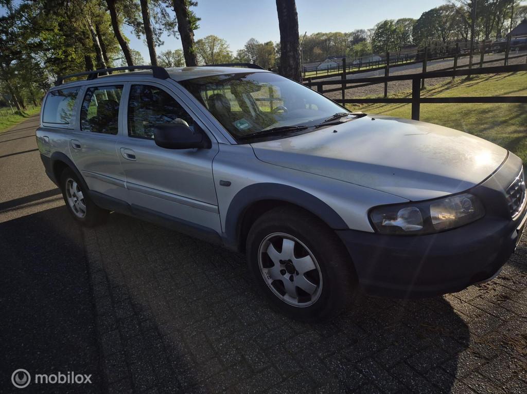 Volvo XC70 2.5 TURBO, Auto's, Volvo, XC70, 2521 cc, Origineel Nederlands, Handgeschakeld