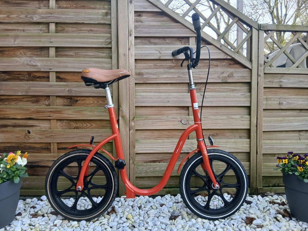 Nieuwstaat! Qgo loophulp, loopfiets voor volwassenen, Ophalen of Verzenden, Zo goed als nieuw