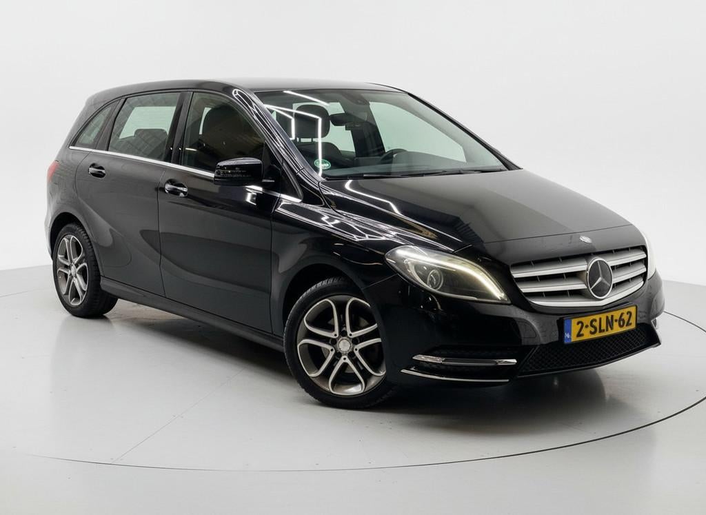 Mercedes-Benz B-klasse 180 Ambition AUTOMAAT CRUISE NAP, 1325 kg, Gebruikt, 4 cilinders, Bi-Xenon koplampen