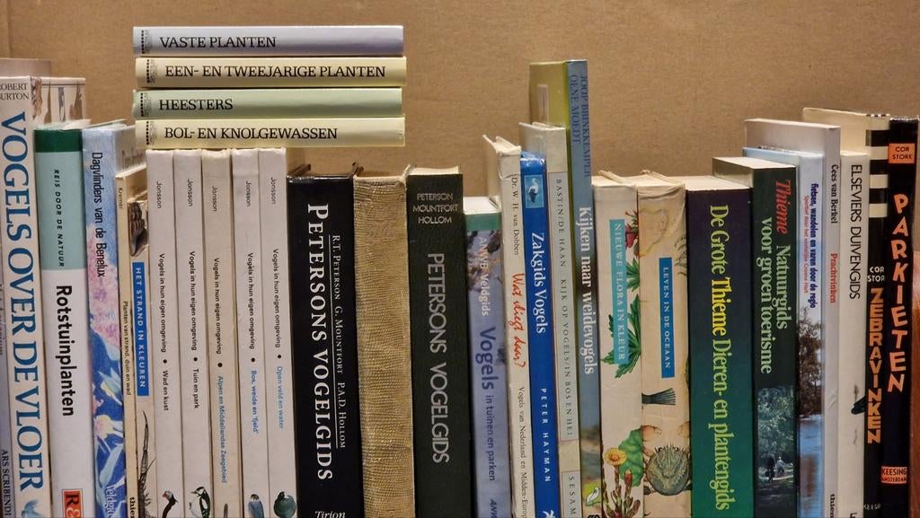 Partij natuurboeken veldgidsen vogelgidsen, Ophalen of Verzenden, Zo goed als nieuw