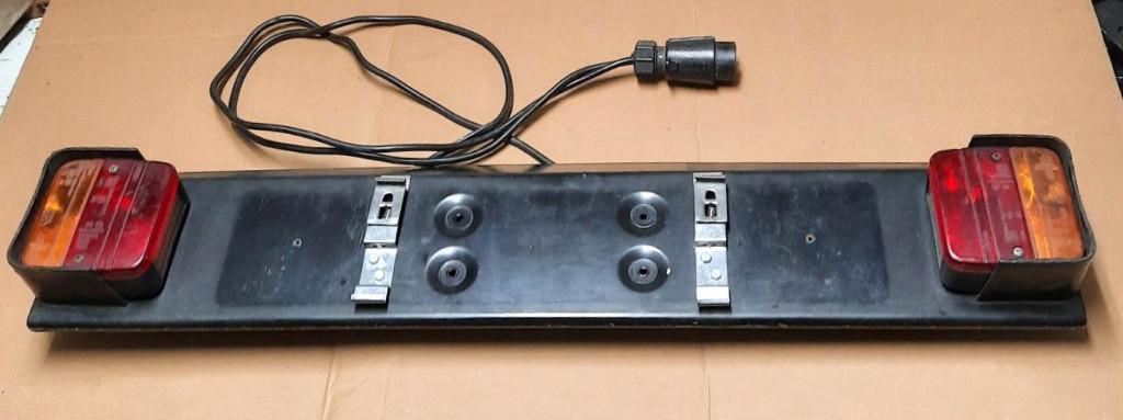 LICHTBALK voor aanhanger fietsendrager of boottrailer, Auto diversen, Aanhangwagen-onderdelen, Ophalen of Verzenden, Zo goed als nieuw