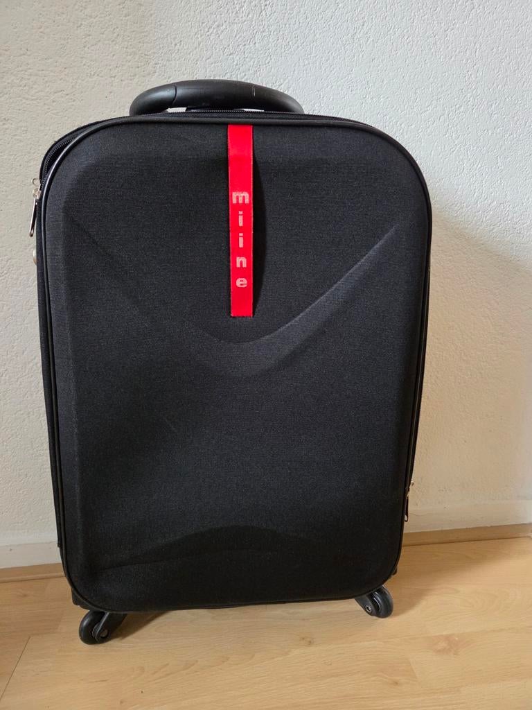 Handbagage koffer MIINE 37 x 17x 36 cm 4 wielen, Sieraden, Tassen en Uiterlijk, Koffers, 50 tot 60 cm, Hard kunststof, Ophalen of Verzenden