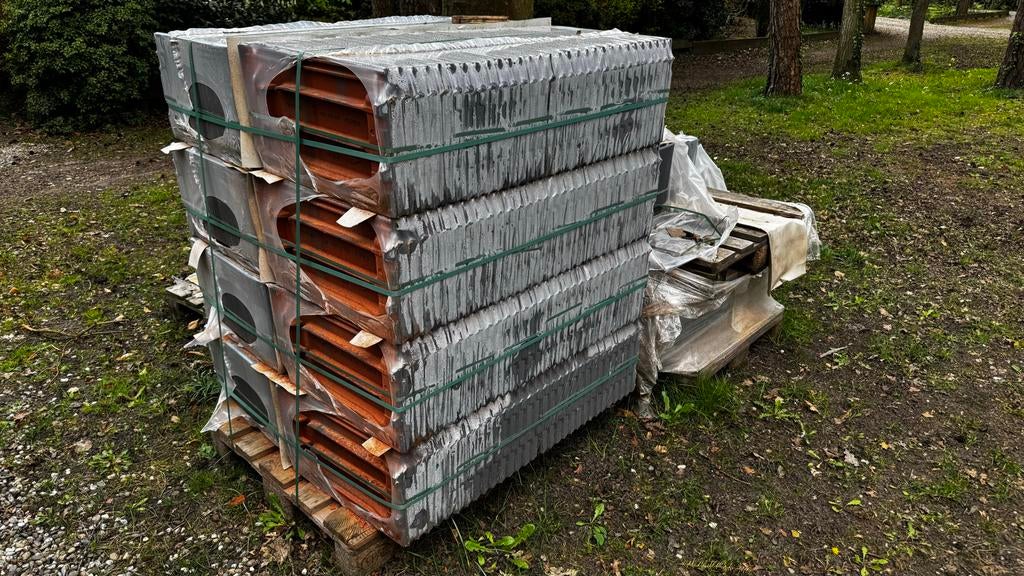 Nelskamp NIBRA G10 vlakke dakpannen mat antraciet (240 st), Ophalen, Steen of Klei, Nieuw, 15 m² of meer