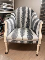 Vintage fauteuil met uniek veren patroon, opnieuw bekleed, Ophalen, Minder dan 75 cm, Zo goed als nieuw, Stof