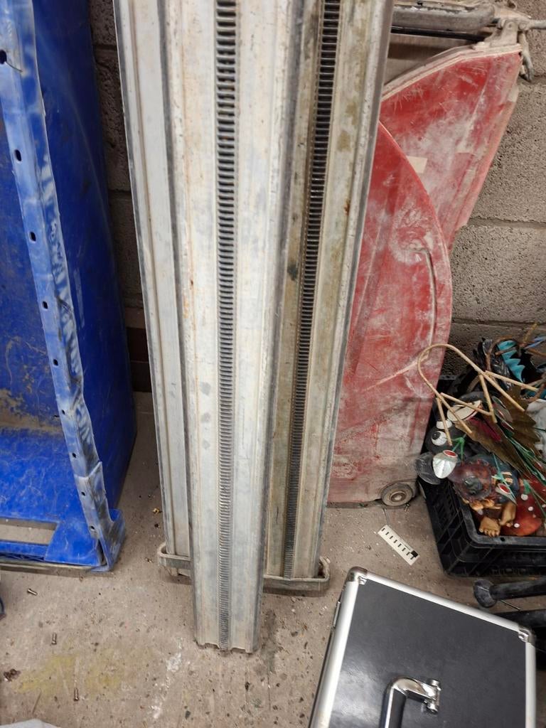 Hilti rail voor wandzaag, Ophalen