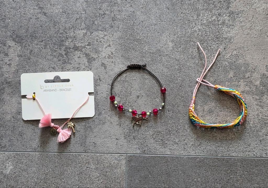 3 verschillende armbanden armbandjes armband NIEUW, Huis en Inrichting, Lampen | Wandlampen, Ophalen of Verzenden, Nieuw