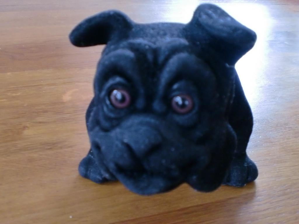 Hoedenplank hondje Engelse bulldog, Ophalen of Verzenden, Zo goed als nieuw