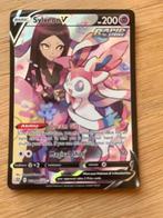 Sylveon V Pokémon Kaart - Rapid Strike, Ophalen of Verzenden, Zo goed als nieuw, Losse kaart