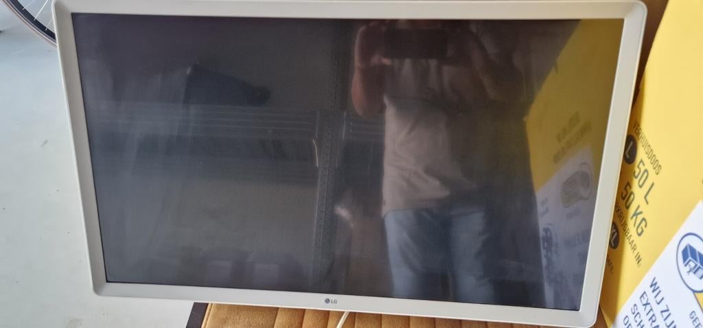 WITTE LG 32LK6200PLA televisie met afstandsbediening, Ophalen, 50 Hz, Zo goed als nieuw, 100 cm of meer