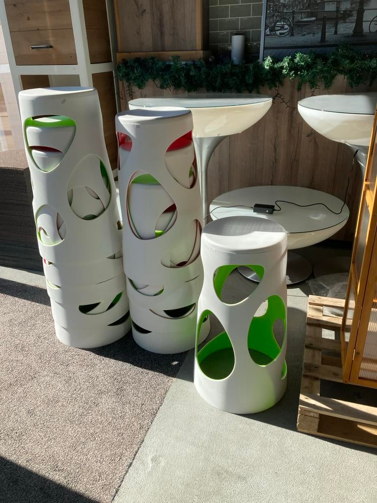 MYYOUR Design Krukken/Bijzettafels, Ophalen, Kunststof, ., Zo goed als nieuw