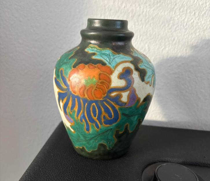 Amphora Holland vaas decor chrysant, Antiek en Kunst, Antiek | Keramiek en Aardewerk, Ophalen