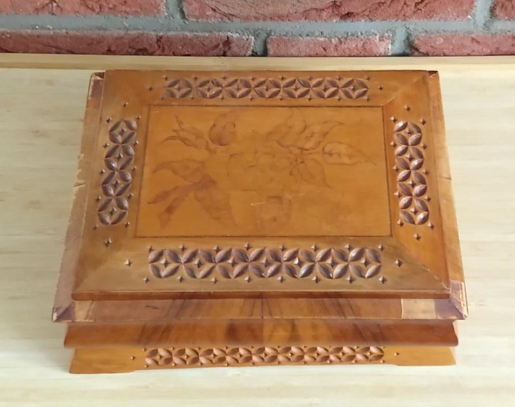 India houtsnijwerk Mandala kistje, volgnr 50, Ophalen of Verzenden