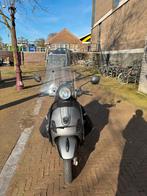 Vespa LX scooter met valbeugels en beenkleed, Ophalen, Maximaal 45 km/u, Zo goed als nieuw, Benzine