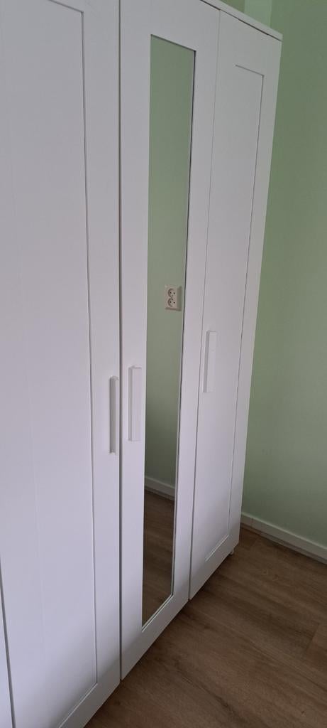 Kast Ikea 2 keer 3 deurs, Ophalen, 25 tot 50 cm, 100 tot 150 cm, 150 tot 200 cm