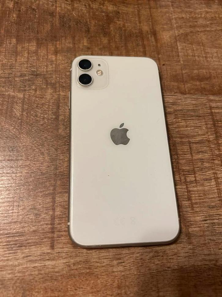 iPhone 11 Wit met 75% batterijcapaciteit, Telecommunicatie, Mobiele telefoons | Apple iPhone, Gebruikt, Zonder simlock, iPhone 11