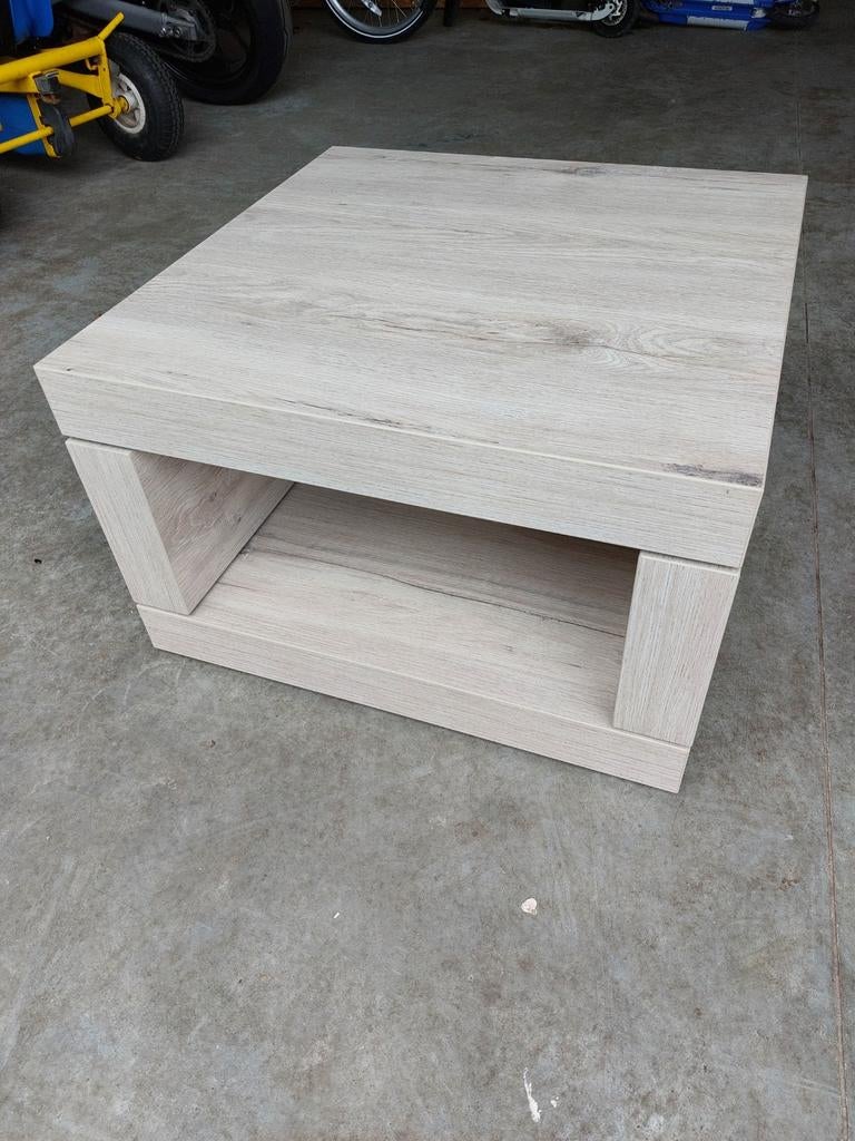 Nette salontafel, Huis en Inrichting, Tafels | Salontafels, Ophalen, 100 tot 150 cm, 50 tot 100 cm, Zo goed als nieuw