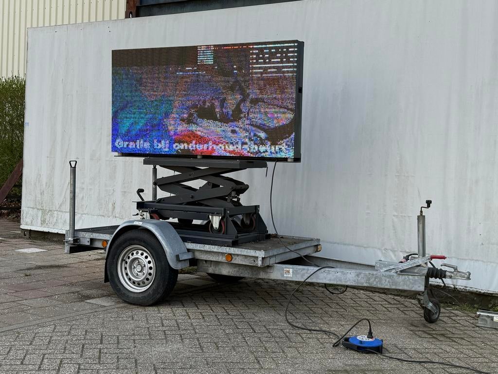 Reclameaanhangwagen Verdonk met LED bord en hefinrichting, Ophalen, Gebruikt, Xweg, Info@verdonk