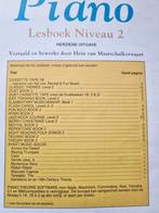 Alfred's Basic Piano Library: Pianolesboek Niveau 2, Gebruikt, Les of Cursus, Ophalen of Verzenden, Piano