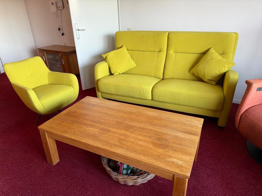 Robuuste houten salontafel, Huis en Inrichting, Tafels | Salontafels, Ophalen, Gebruikt, 100 tot 150 cm, 50 tot 100 cm