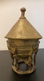 Dekselpot Burkina Faso, afrikaanse kunst. Brons/ messing, Ophalen of Verzenden, Brons