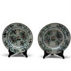 Twee Famille verte borden, Kangxi periode (1664-1722), Antiek en Kunst, Antiek | Porselein, Ophalen of Verzenden