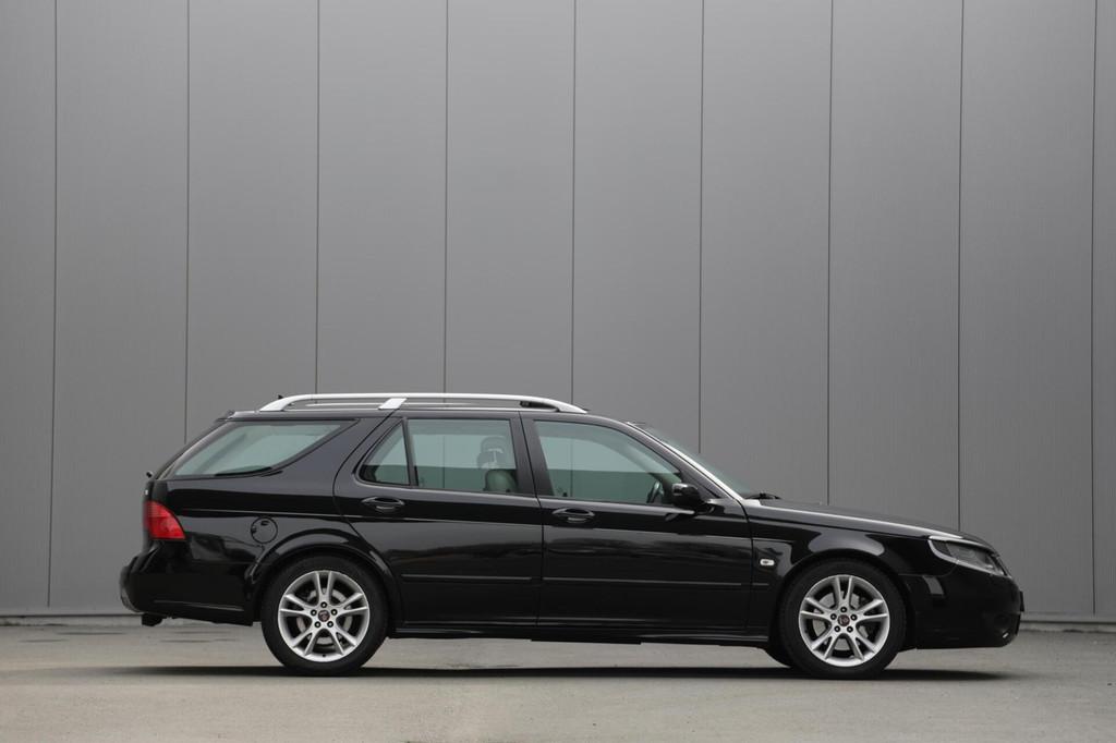 Saab 9-5 Estate 2.3 Turbo Griffin Aero Leer|Automaat|Schuif/, Auto's, Saab, 4 cilinders, 2290 cc, Zwart, 93 €/maand