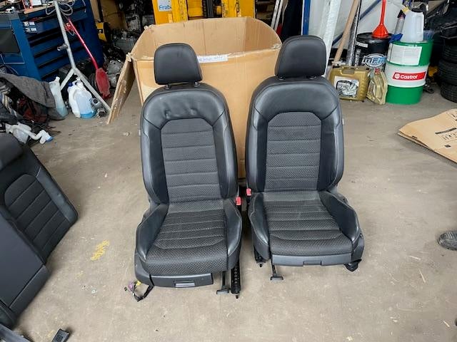 Interieur Masage leder Volkswagen Golf VII (AUA) 2016, Auto-onderdelen, Gebruikt, Volkswagen, Volkswagen AG, Kundenbetreuung@volkswagen.de