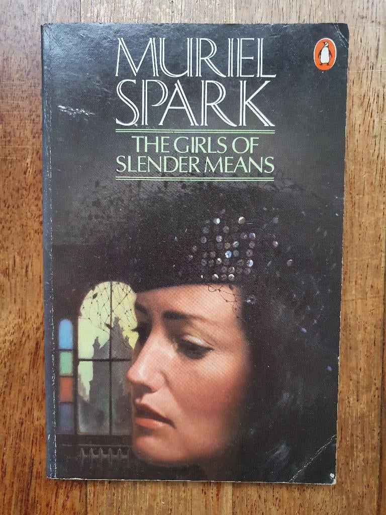 The Girls of Slender Means - Muriel Spark, Ophalen, Zo goed als nieuw, Muriel Spark