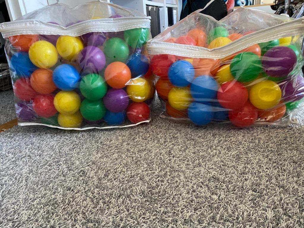 Grote zakken met kleurrijke ballenbak ballen, Ophalen of Verzenden, Zo goed als nieuw, Jongen of Meisje