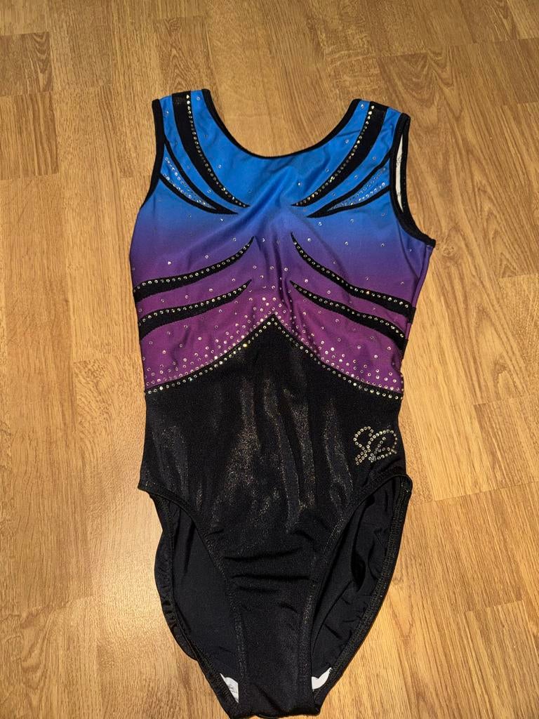 Sparkle & Dream Turnpakje - Maat AME/XS/176, Paars, Overige typen, Ophalen of Verzenden, Maat 34 (XS) of kleiner