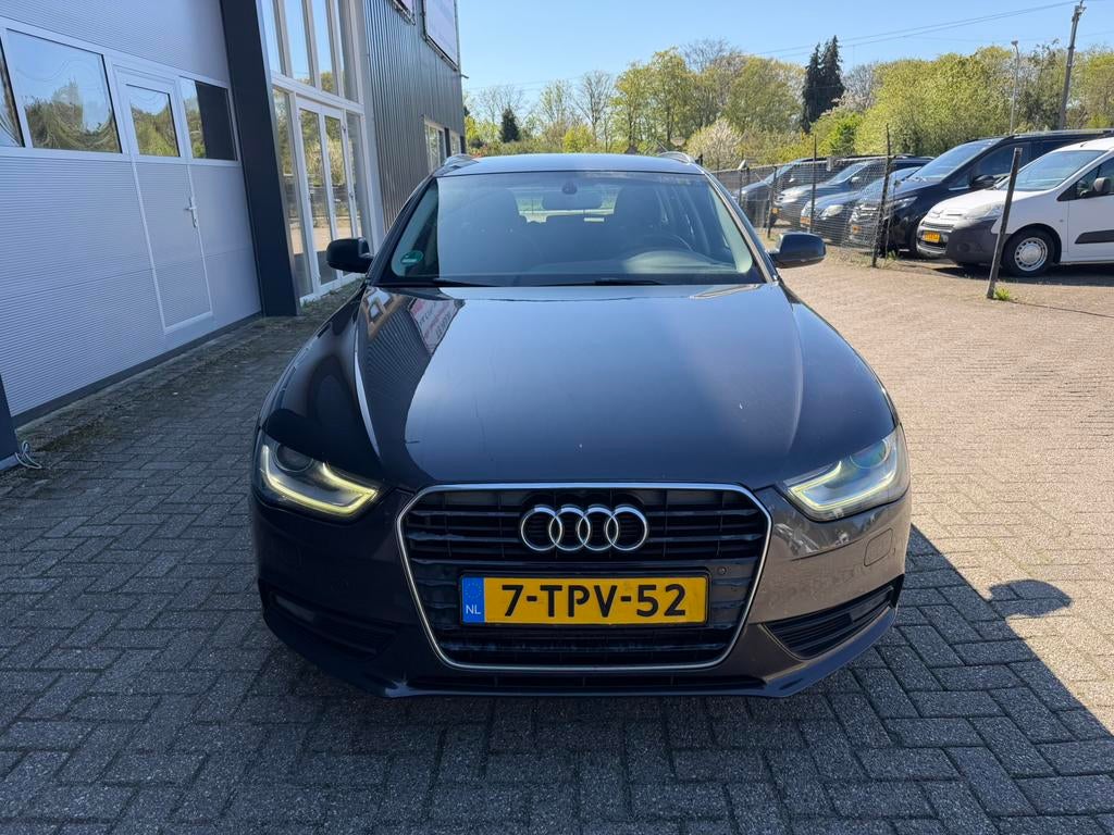 Audi A4 2.0 TDI 105KW Multitronic 2012 Grijs DSG NETTE AUTO, Euro 5, USB, A4, Diesel