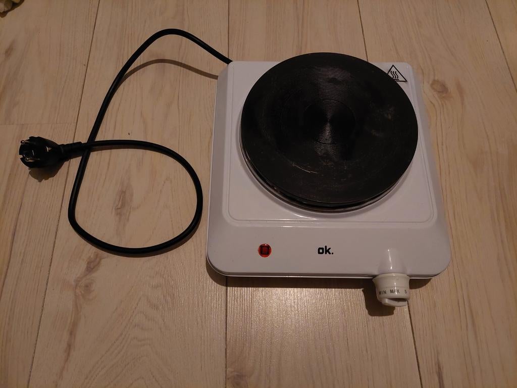 Electric stove, Ophalen, 3 kookzones of minder, Zo goed als nieuw, Vrijstaand