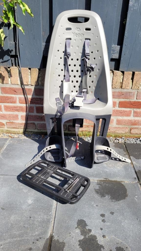 Yepp achterzitje incl adapter en sleutels, Ophalen of Verzenden