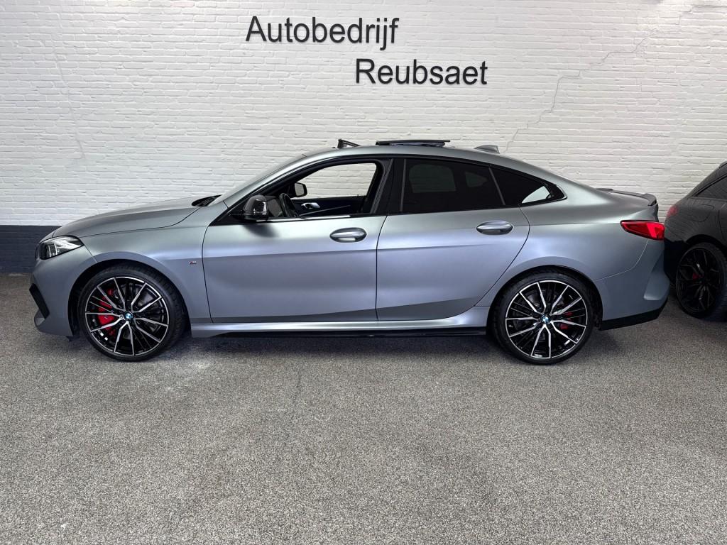 Bmw 2-SERIE GRAN COUPE M235I X-Drive 306pk Panodak Hud H&K K, Auto's, BMW, Automaat, 1998 cc, Gebruikt, 4 cilinders