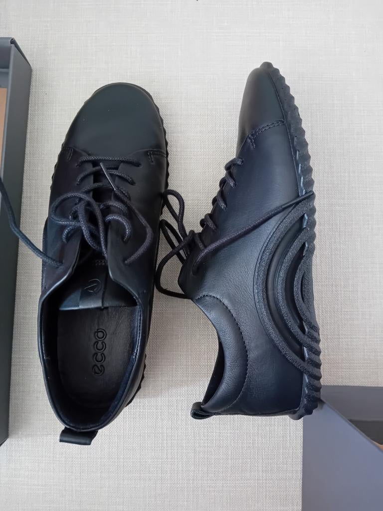 ECCO schoenen maat 38, nieuw en ongedragen, Ophalen, Schoenen met lage hakken, Zwart, ECCO