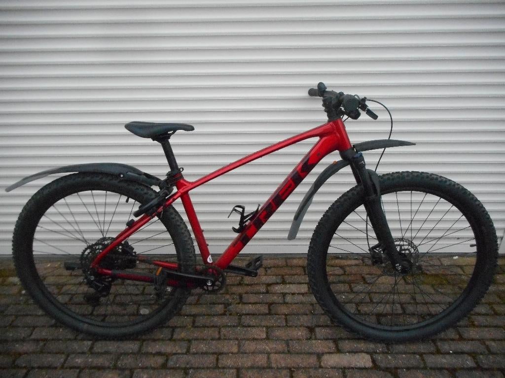 Trek Marlin 5 gen 3 Maat L 9 Versnellingen model 2026, Ophalen, Hardtail, 45 tot 49 cm, Zo goed als nieuw