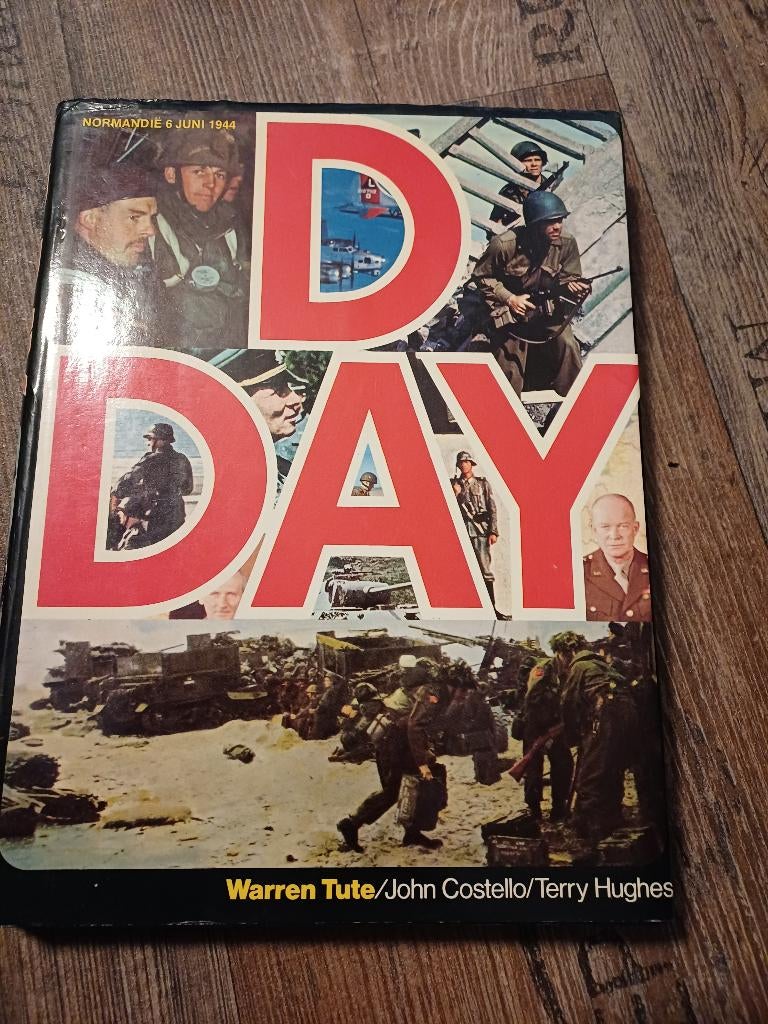 Oorlog boek dday, Vn holkema& warendorf bussum, Zo goed als nieuw, Algemeen, Ophalen