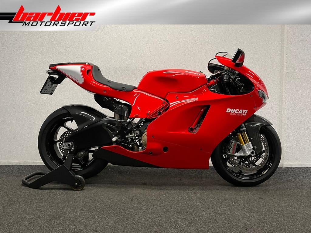⭐️⭐️Prachtige Ducati DESMOSEDICI RR 2008⭐️⭐️, Motoren, Motoren | Ducati, Bedrijf, Super Sport, meer dan 35 kW, 4 cilinders, Motorrijbewijs A