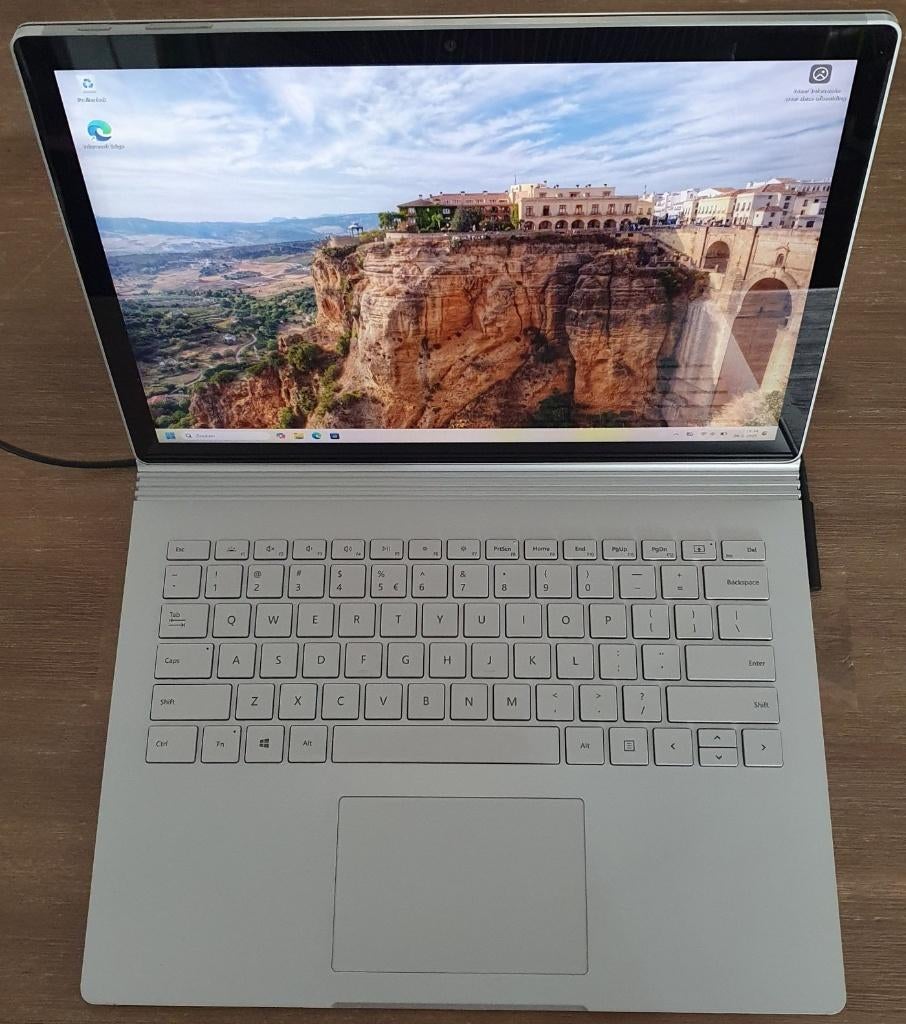 Microsoft Surface Book 3, laptop/tablet touchscreen met pen, Qwerty, 8 GB, Minder dan 2 Ghz, Met touchscreen