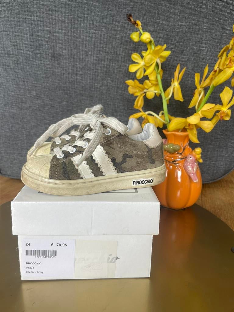 Sneakers pinocchio  maat 24, Ophalen of Verzenden, Zo goed als nieuw, Schoentjes