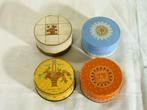 Vier gevulde oude poederdozen., Ophalen of Verzenden