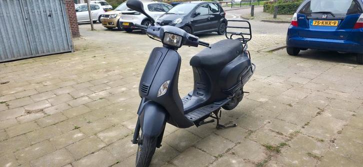 Senzo riva S 50 Snor, Fietsen en Brommers, Snorfietsen en Snorscooters, Gebruikt, Overige merken, Benzine, Ophalen