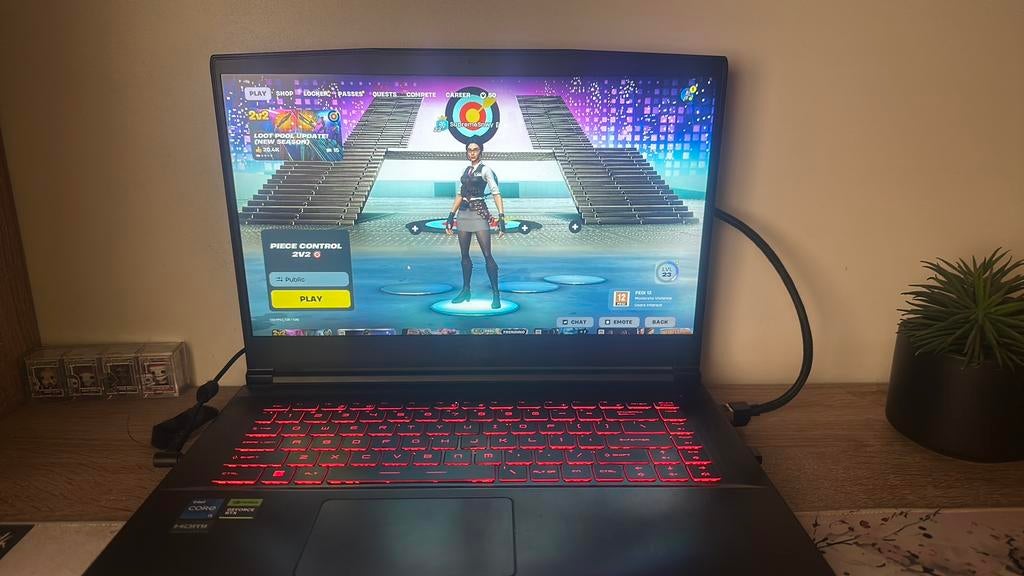 MSI thin 15 b12ucx gaming laptop- Top staat!, Computers en Software, Windows Laptops, Ophalen, 2 tot 3 Ghz, Zo goed als nieuw